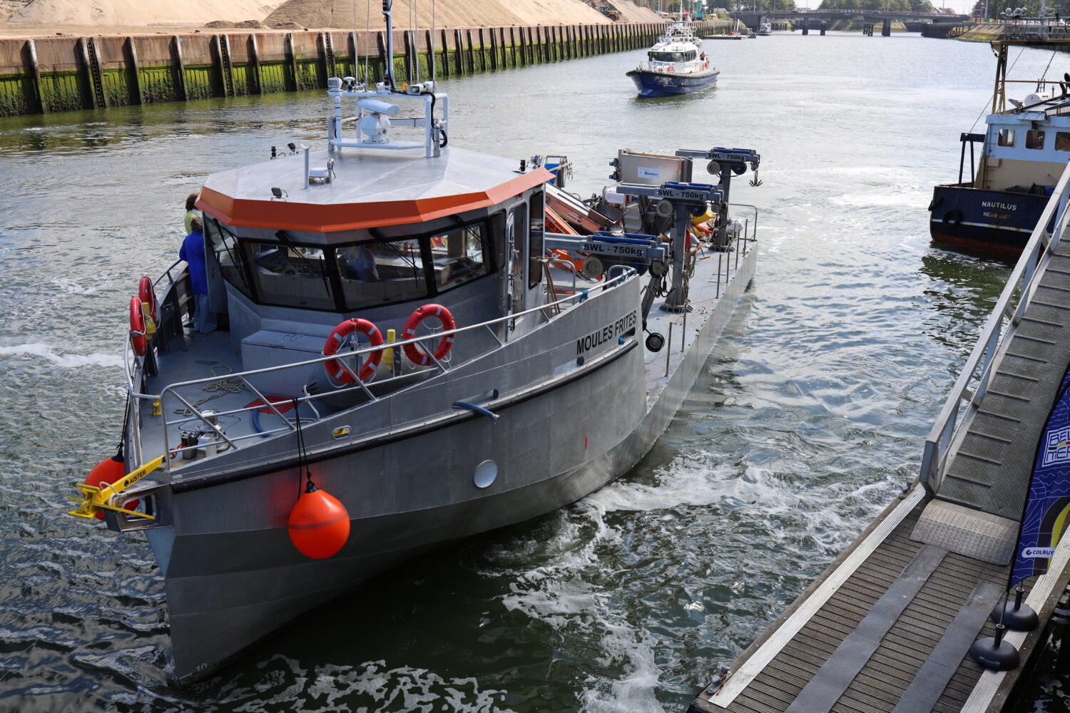 De Colruyt boot Moules-Frites © Zeewaternieuws